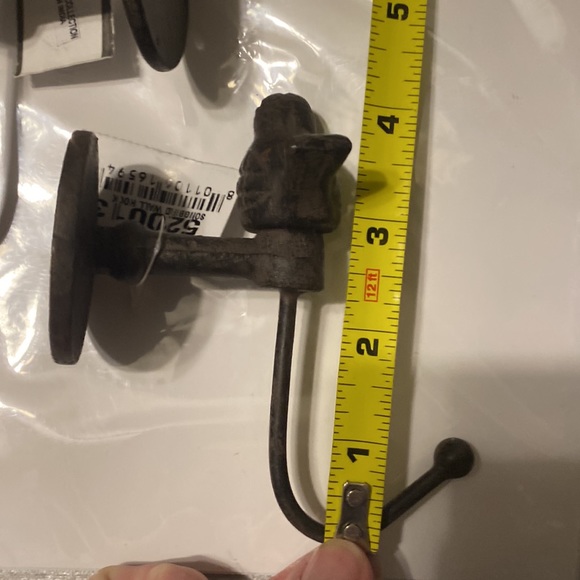 NWT 3pc. Songbird Wall Hooks, Brown Cast Iron, Distressed Finish, 4"x4"x2" - Picture 7 of 8